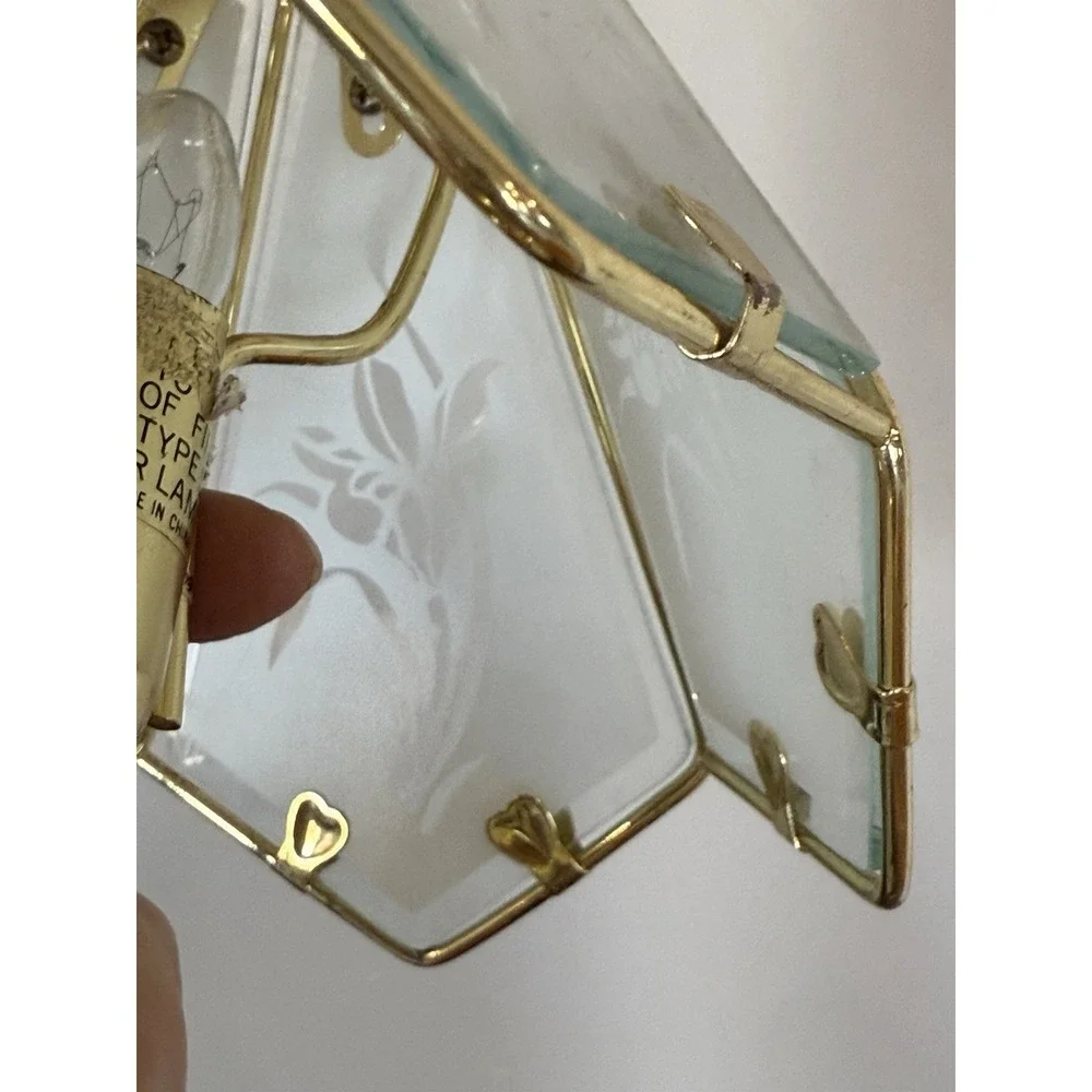 The Unbranded Brand vintage table